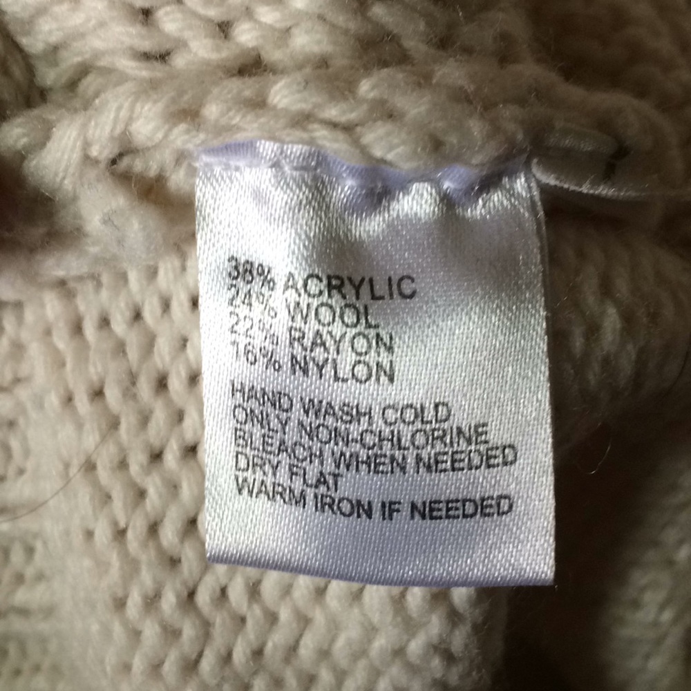 Tulip Cut Ann Taylor Loft Sweater - Picture 7 of 9